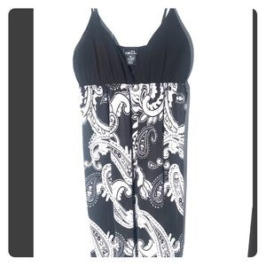Rue21 Spaghetti strap black/white top size Medium